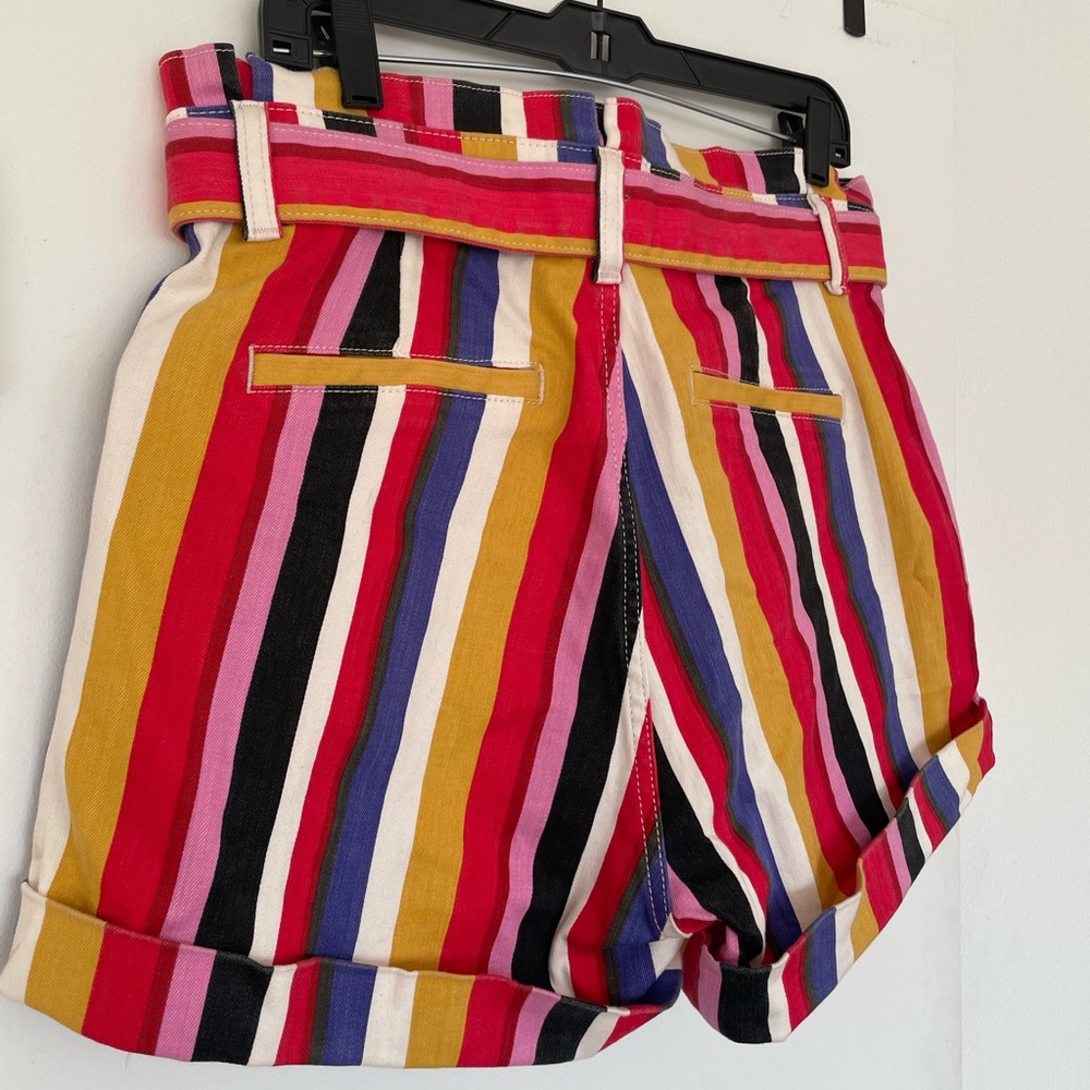 Express multi-colored striped high waisted shorts - 12

Offers always welcome!